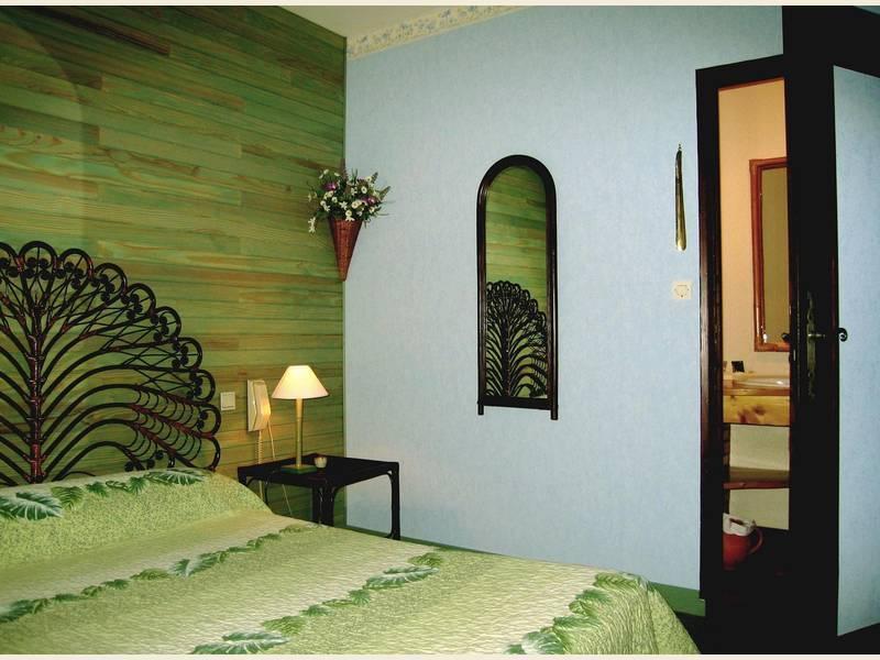 Hotel De La Barbacane Tiffauges Esterno foto